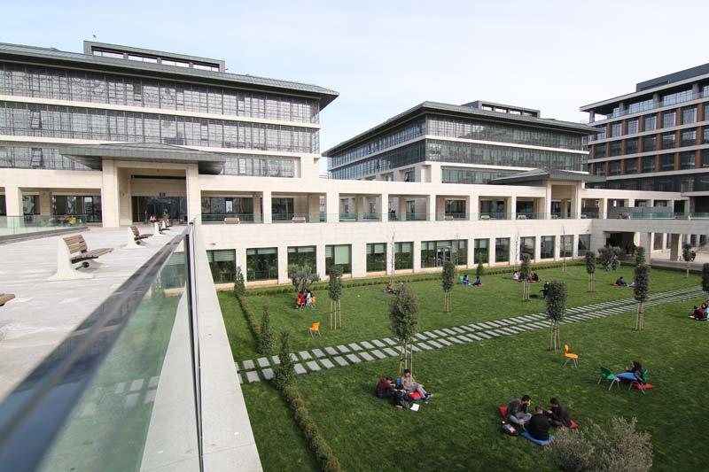 İstanbul 29 Mayıs Üniversitesi: Yüksek Kaliteli Eğitim ve Kültürel Zenginlik