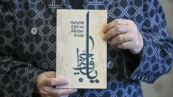 hafizlik-egitimi-rehber-kitabi-yayinlandi-s4vL9Rvt.jpg