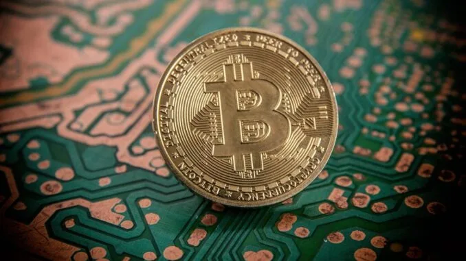 kripto-para-piyasasinda-dusus-bitcoin-ve-ethereumda-sert-kayiplar-39X4Uz5g.jpg