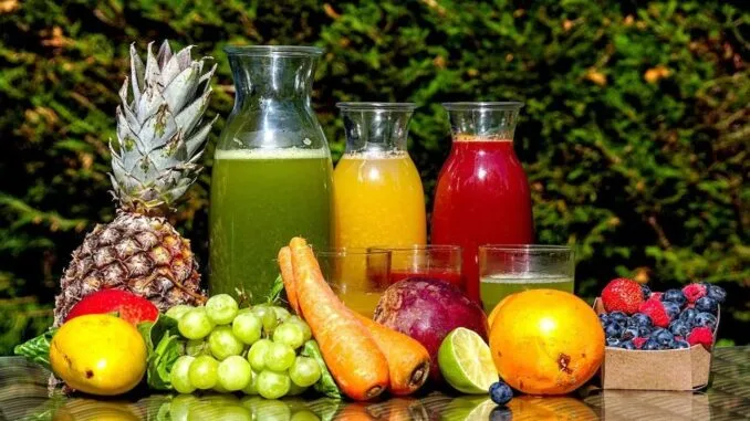 sindirim-sistemini-destekleyen-etkili-detoks-sulari-wjFhtLXS.jpg