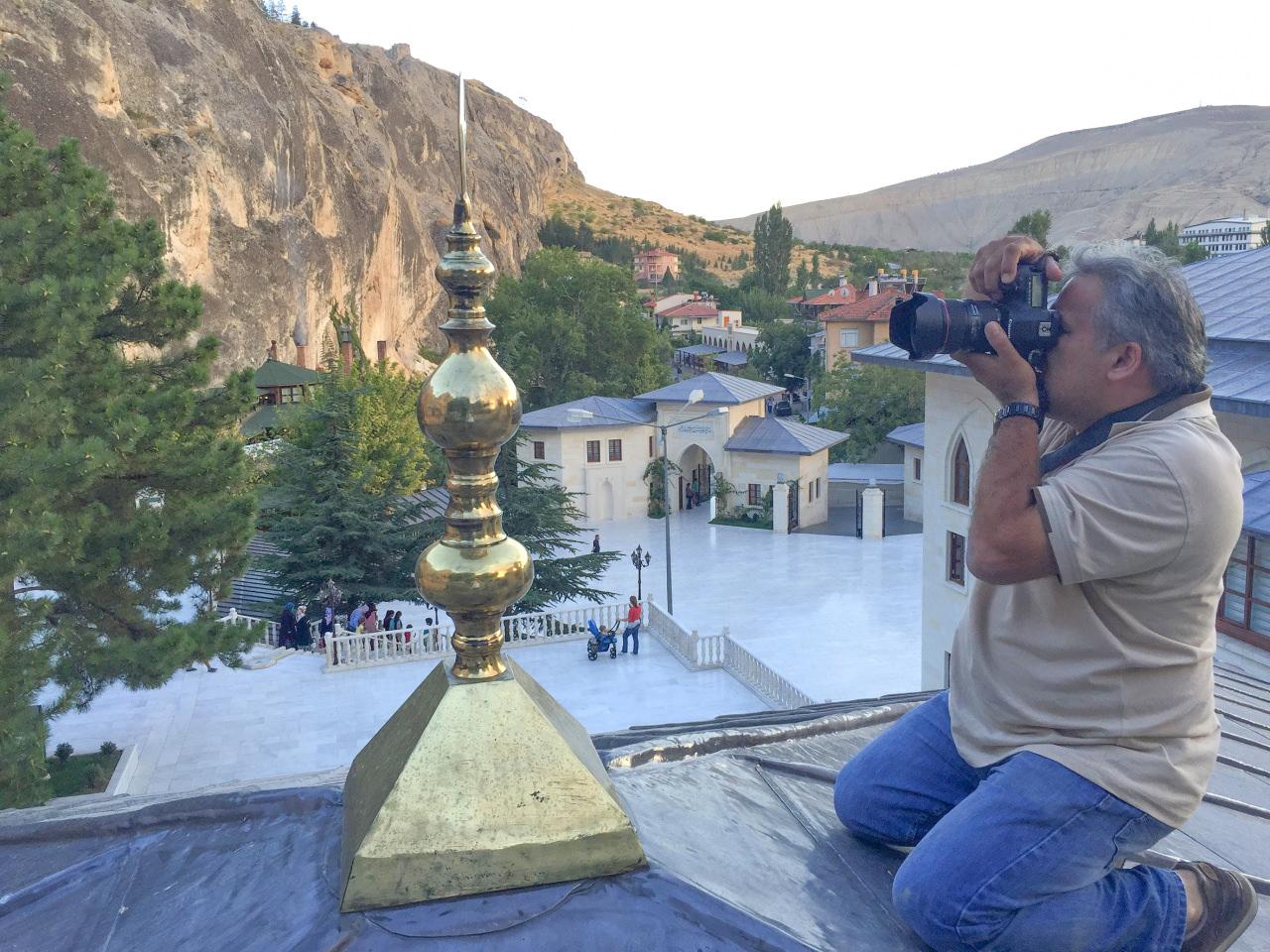 Cemil Şahin'in Somuncu Baba Külliyesi Anıları ve Fotoğraf Deneyimleri