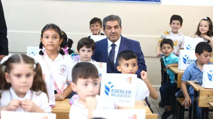 esenler-belediyesinden-egitime-tam-destek-cIGB77eD.jpg