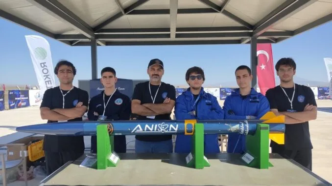 koycegiz-fen-lisesinden-teknofest-2024-roket-yarismasinda-basari-MmK2vc9F.jpg