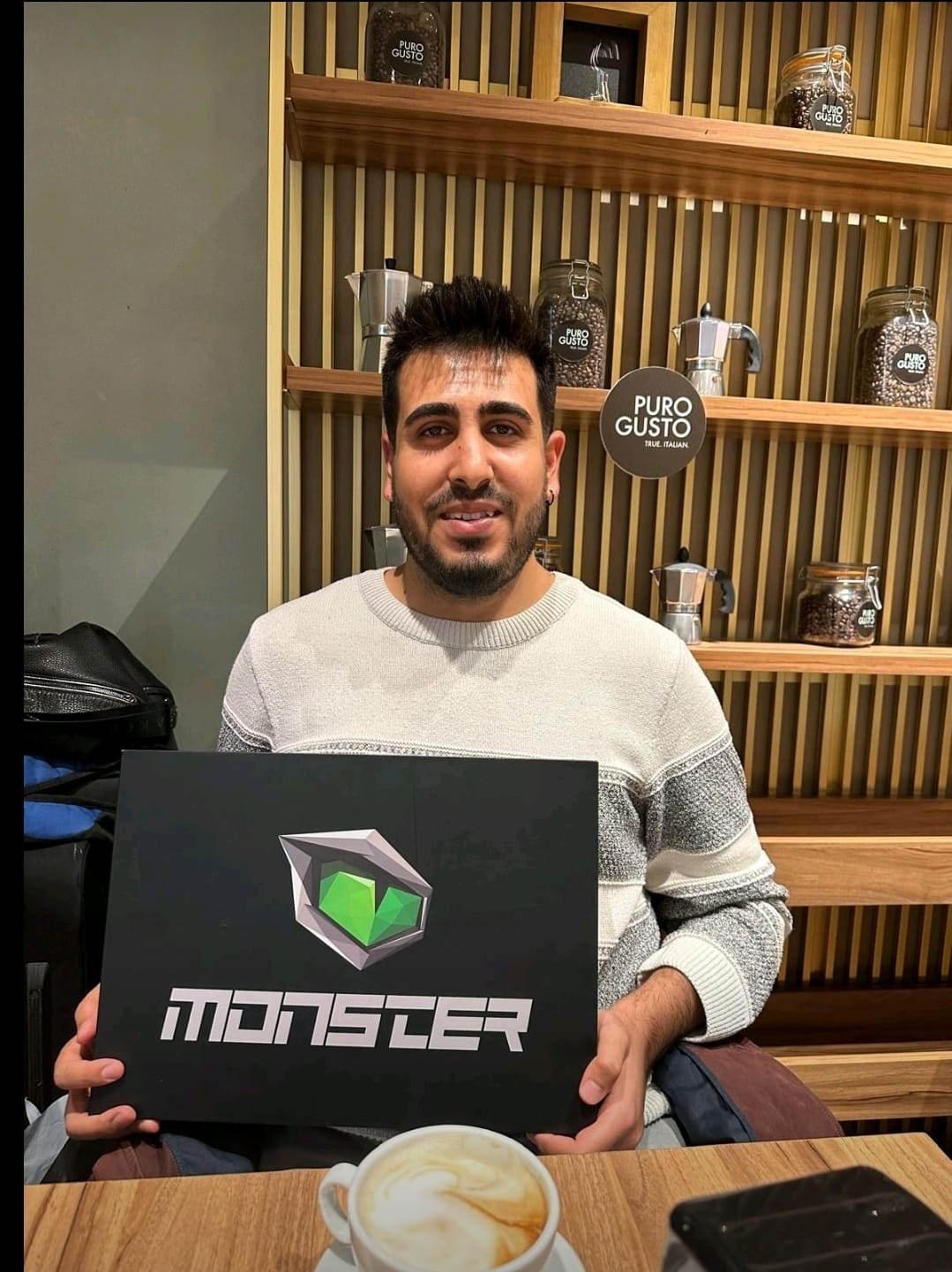 Monster Notebook'tan Hızlı Çözüm: Eyyüp Palmanak'a Destek!