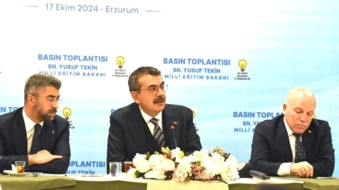 ataturk-universitesinde-akademik-yil-acilis-toreni-ve-egitimdeki-yenilikler-QArVelQB.jpg