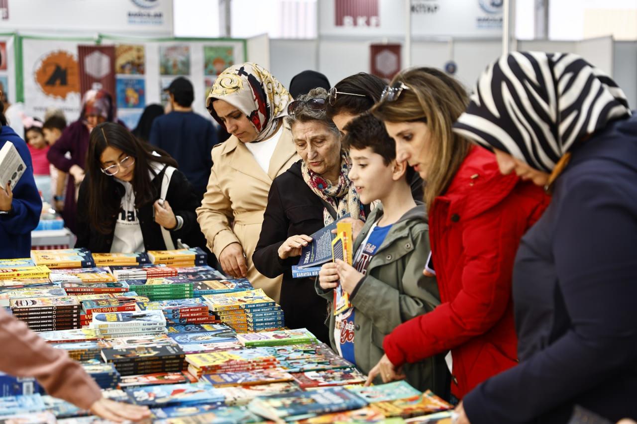 Bağcılar Kitap Fuarı 2023: Rekor Ziyaretçi ve Etkinlikler