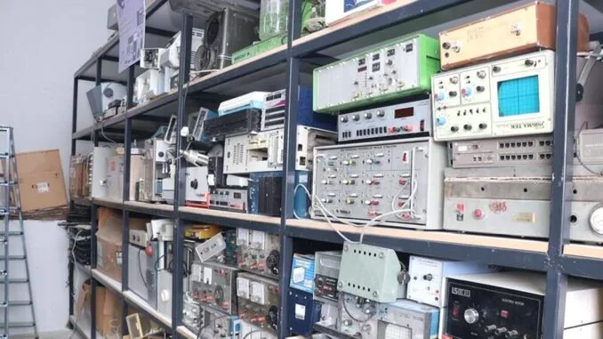 dijital-donusum-ve-elektronik-atiklarin-yonetimi-l4wpSql7.jpg