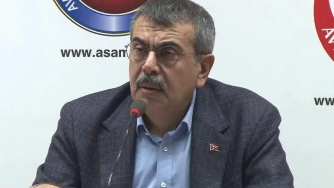kucukcekmecede-avrasya-bir-vakfi-2024-2025-donemi-konferanslari-basladi-mmzq4Fbu.jpg
