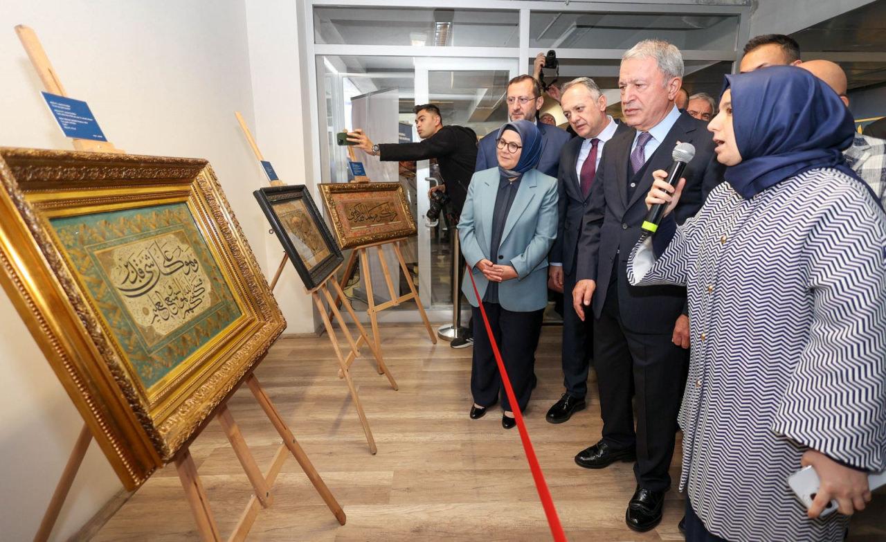 Tarihin Akışında Meşhur Hattatlar Sergisi Kayseri'de Açıldı