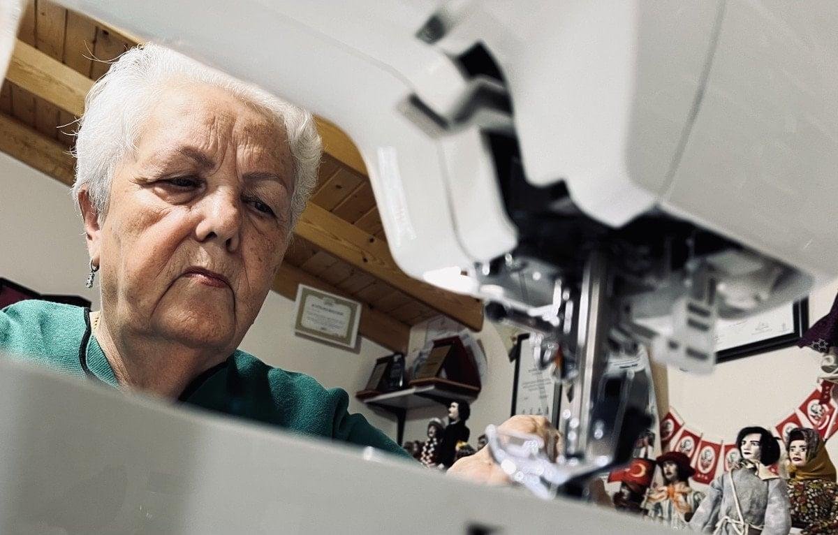 Folklorik Kıyafetlerin Bebeklerdeki Yansıması